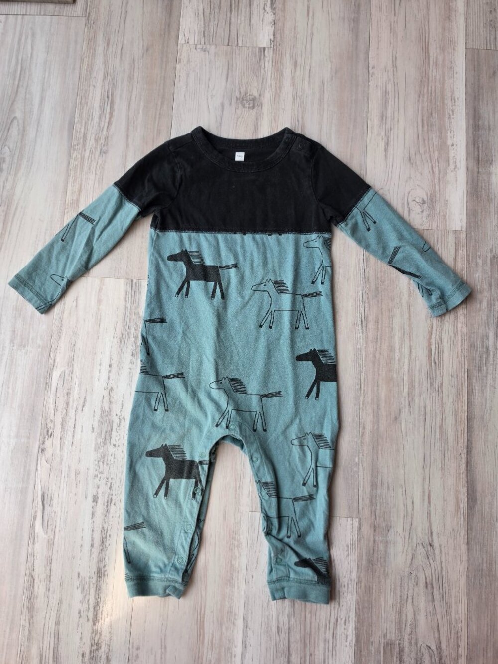 Tea Collection One Piece Jumper Long sleeve Horse Print size 12-18 months